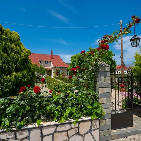 Christina's Place * 사미