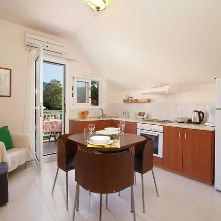 דירה Christina's Place