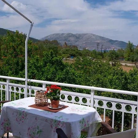 Christina's Place דירה
