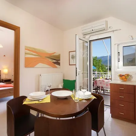 דירה Christina's Place