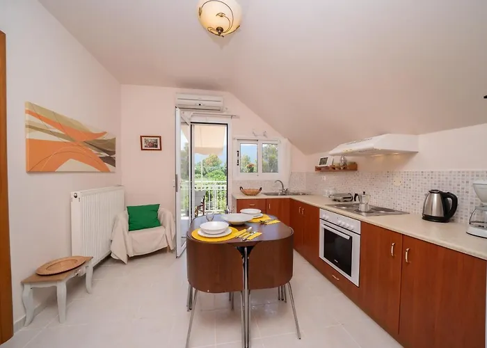 Christina's Place דירה סאמי